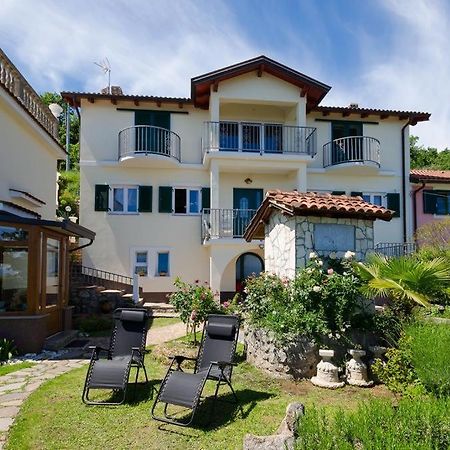Appartamento H-Elios Laurana Esterno foto